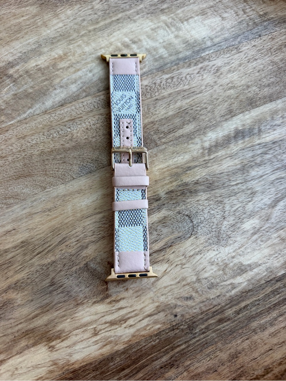 Pink and White Apple Band Watch 42/42mm